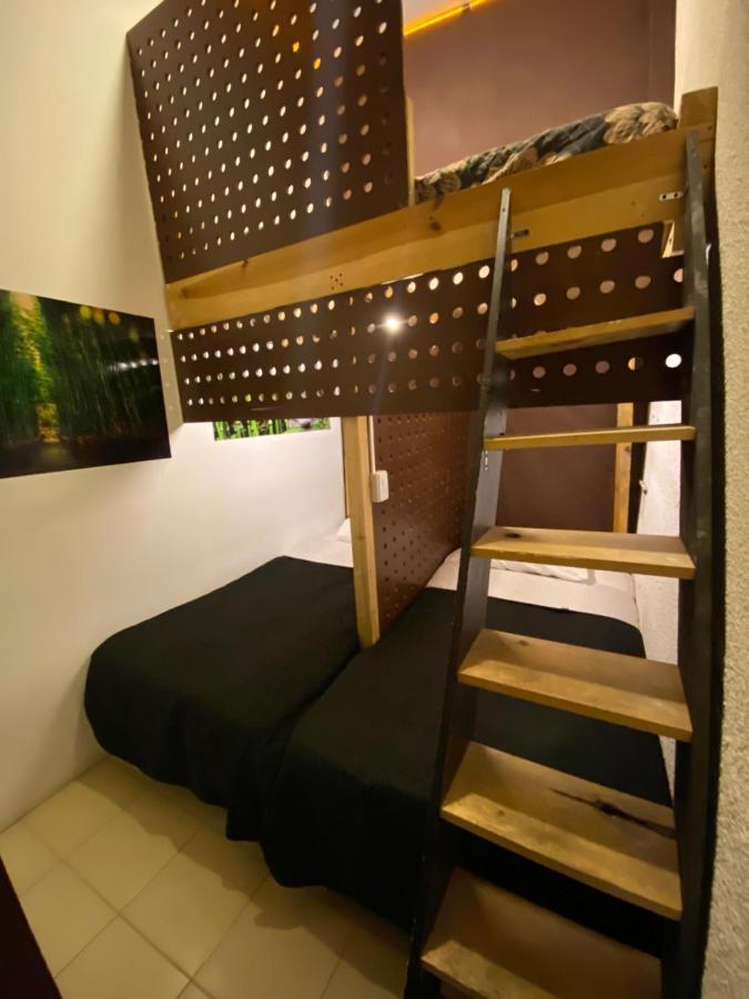 Roomies Hostel Centro Medico Città del Messico Esterno foto