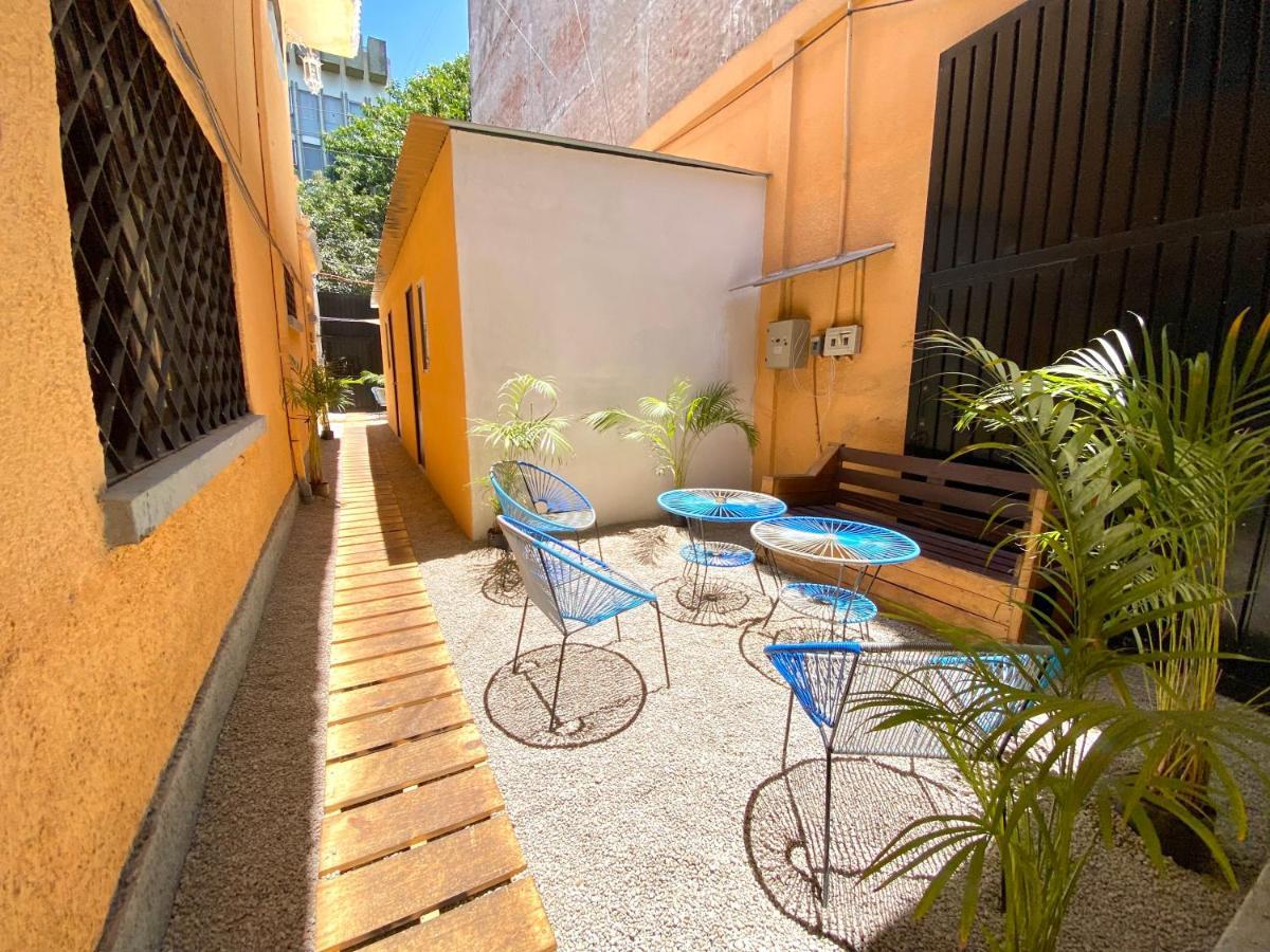 Roomies Hostel Centro Medico Città del Messico Esterno foto
